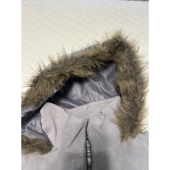 NWT DOLLHOUSE Sz Large Bomber Jacket Gray Genuine Leather Suede Faux Fur Hoodie - Picture 9 of 16